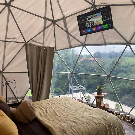 Poas Volcano Observatory Lodge & Glamping Poasito Exterior photo