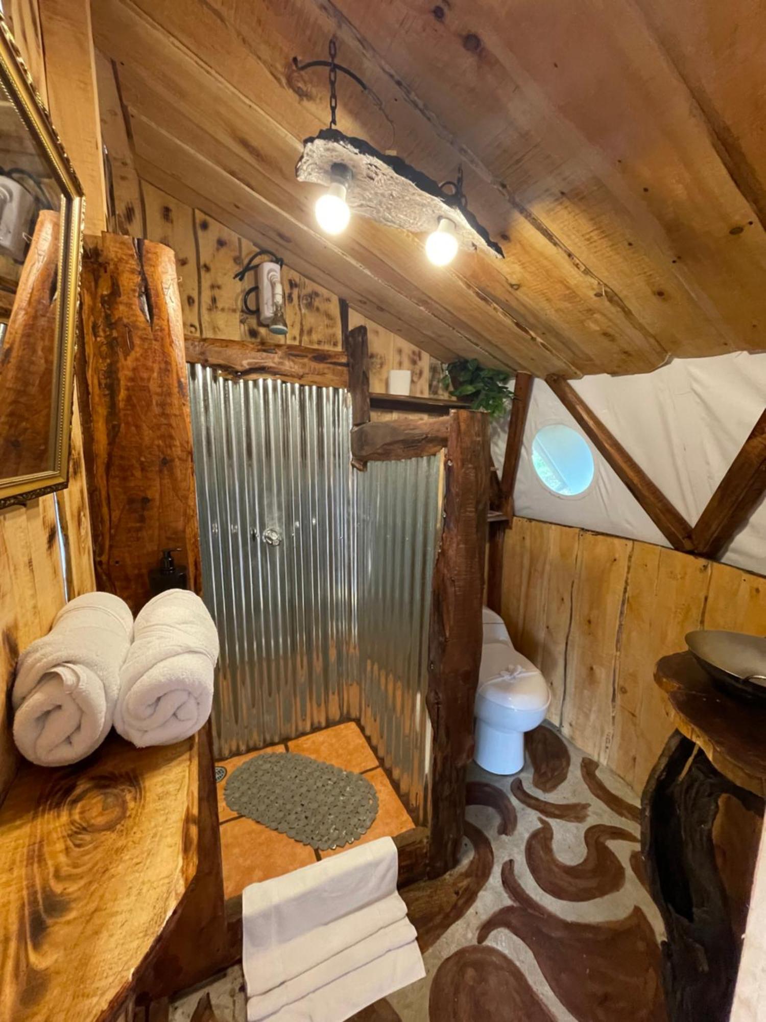 Lodge Poas Volcano Observatory & Glamping