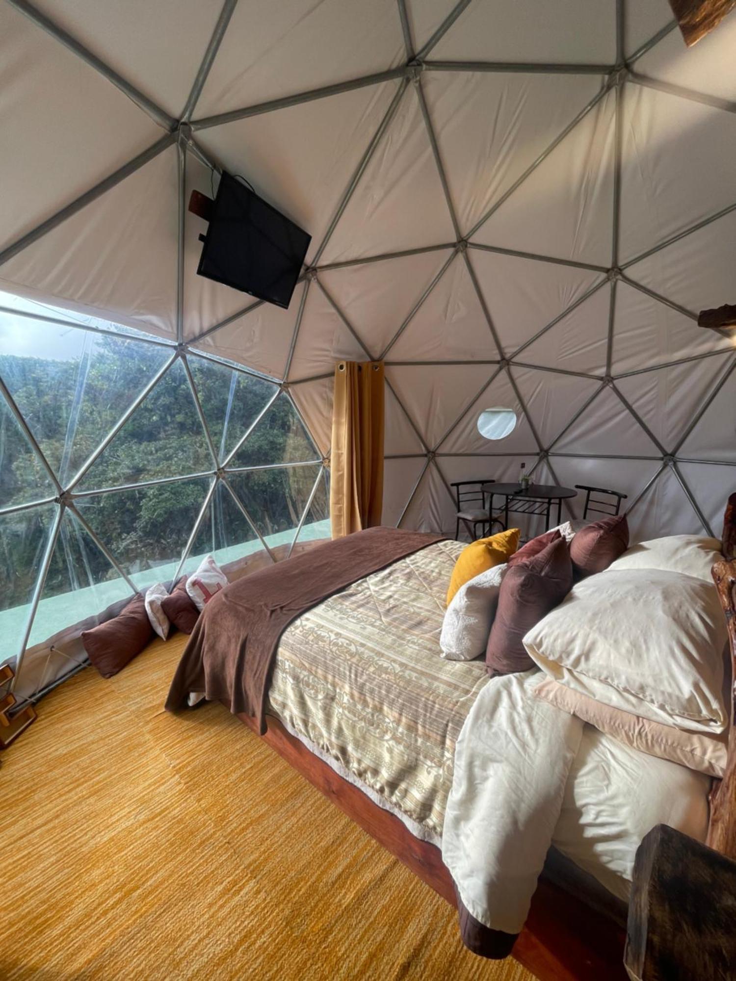 Lodge Poas Volcano Observatory & Glamping Poasito