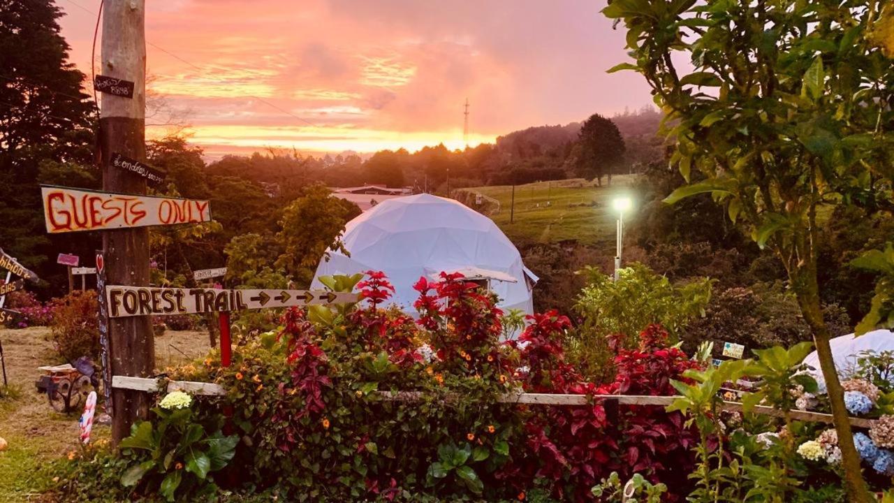 Poas Volcano Observatory & Glamping *
